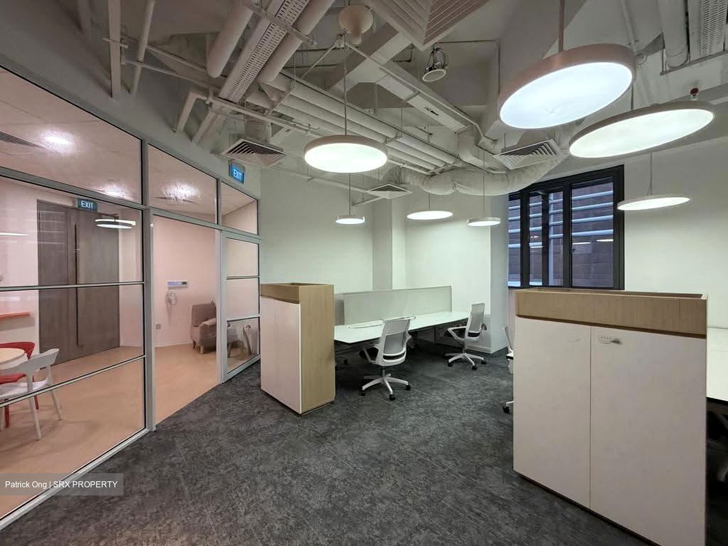 PLUS (D1), Office #622555531